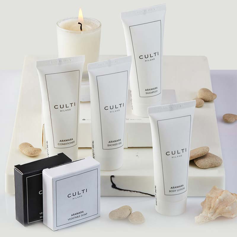 סידרת CULTI MILANOהמותג האיטלקי CULTI MILANO נולד בשנת 1988, כשהרעיון מאחוריו הוא יצירת תרבות לעצמים ובניינים, בעלת ריח משלה, כחלק מרכזי מהעיצוב ומחווית הנוכחות.

CULTI MILANOThe idea of creating a Culture of ambience, which incredibly enough was lacking in our world, in this era. A brand with a distinctly personal spirit. The opportunity for a person to choose their ownFragrance, which will accompany them in their homes and in their life.